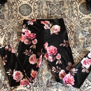 Onzie Pure Barre floral leggings